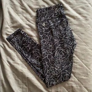 Black fabletics leggings Xs